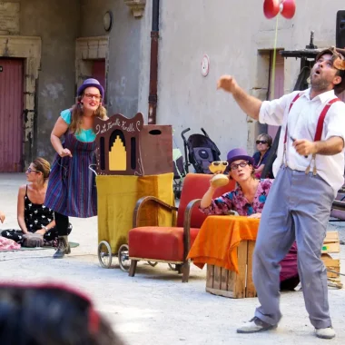 Tournon humor festival