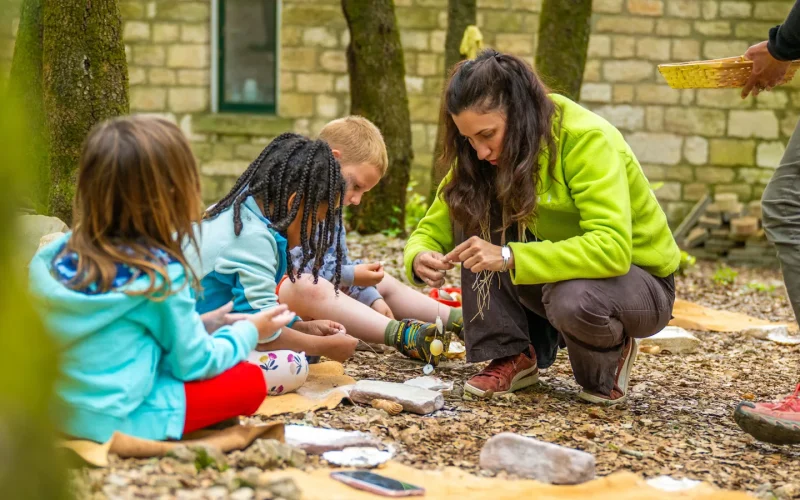 Children at an workshop