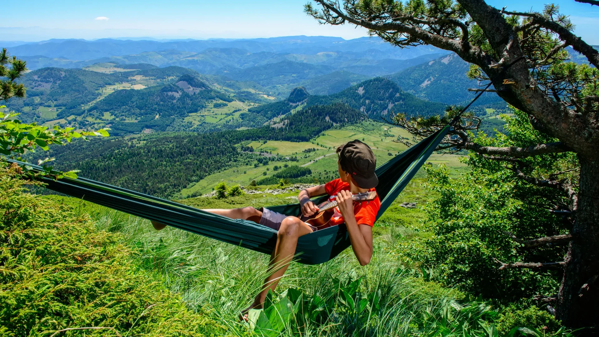 Relaxation at the Croix de Boutières in spring