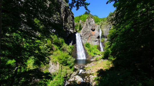 Ray-Pic waterfalls