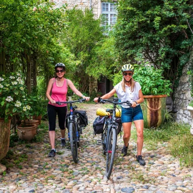 Friends roaming by bike, leaving the 