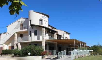 SAS Hôtel de vacances - Hôtel de Vacances en Ardèche