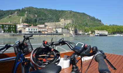 Ah tourisme - Vélo à  bord du Canotier