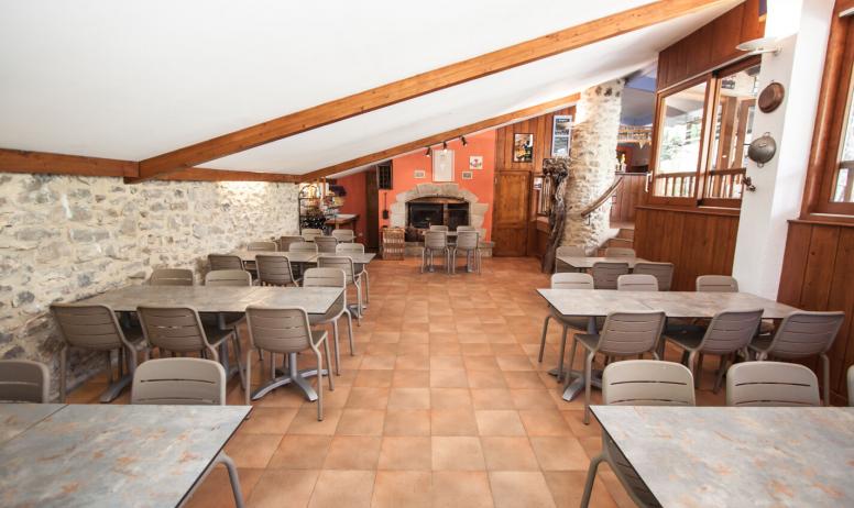 Auvergne Rhône Alpes - Salle de restaurant