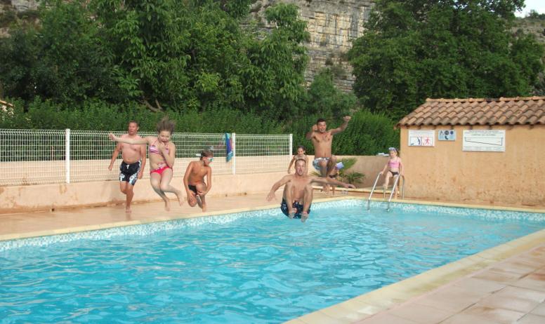 © camping les Oliviers - Piscine