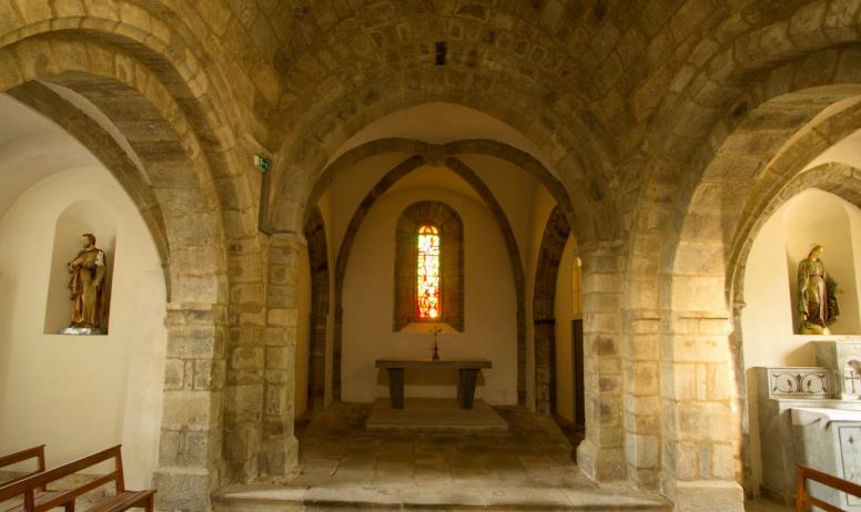 ©S.BUGNON - Saint-Cirgues-de-Prades - L'église romane ©S.BUGNON