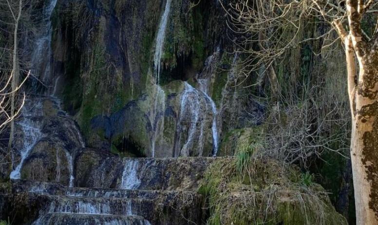 Gîtes de France -  St Remèze
cascade (20km)