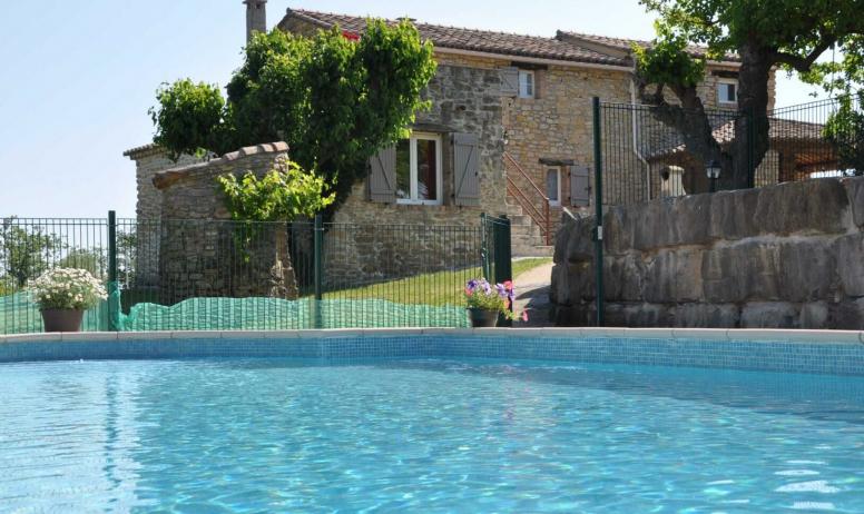 Gîtes de France - Maison en pleine nature avec piscine privée