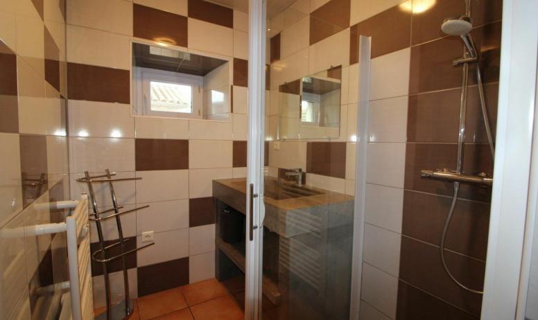 Gîtes de France - 2ème salle d'eau avec douche italienne