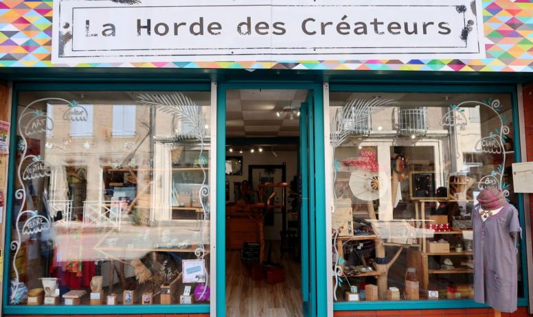 © Nicolas Garousse - La boutique de créateurs "La Horde des créateurs" à Vernoux-en-Vivarais