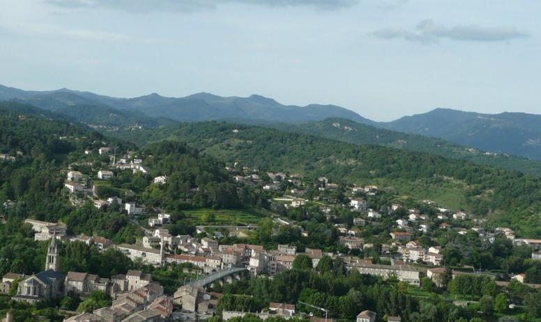 Clévacances - Vue  sur la vallée de l' Ardèche