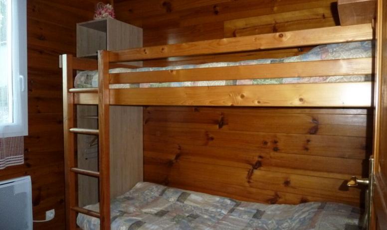 Clévacances - Pilou1 - Chambre avec lits superposés
