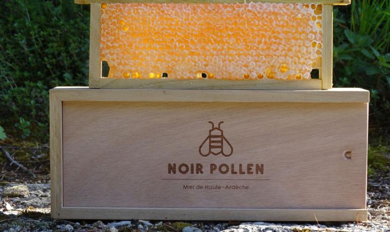 Noir Pollen - cadre de mielssur coffret