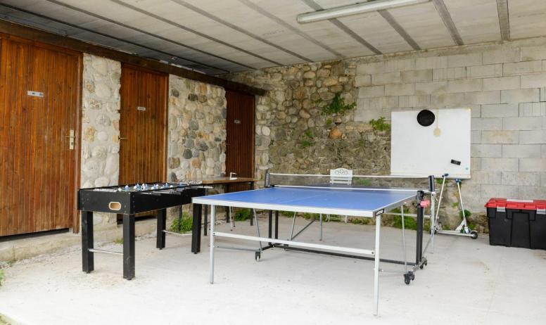 Gîtes de France - ping pong, babyfoot commun