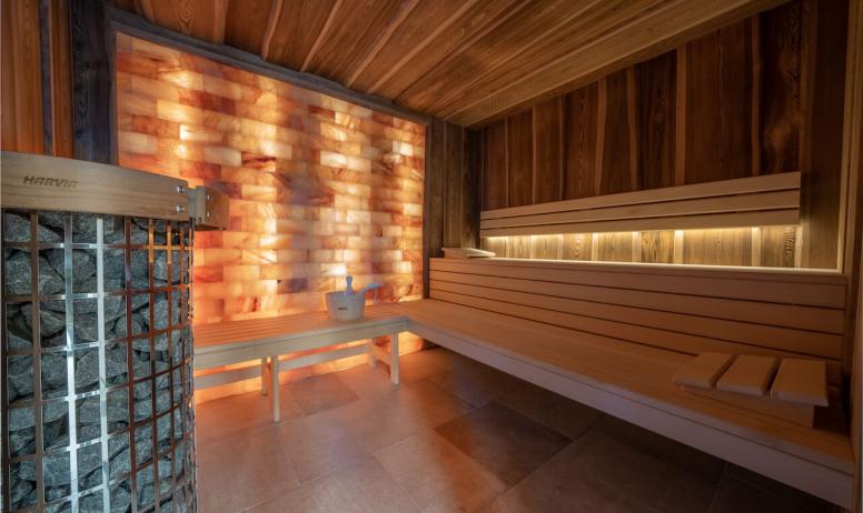 Gîtes de France - Espace bien-être, jacuzzi & sauna. 