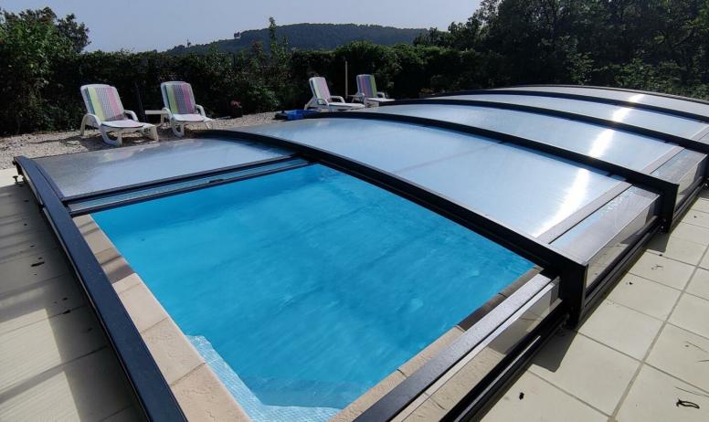 Gîtes de France - La piscine reste chaude et accueillante même à la saison douce.
