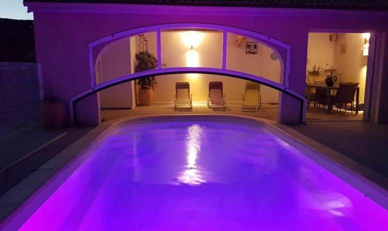 Gîtes de France - piscine 7.5x4 prof 1.4 et pool house