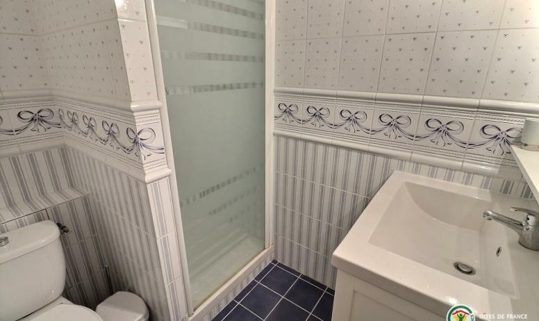Gîtes de France - 2ème salle d'eau avec douche et WC