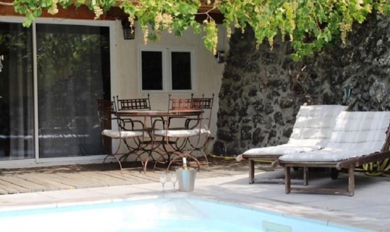 Clévacances - piscine privée- terrasse avec vue dégagée- Vallon des Etoiles-Ardèche