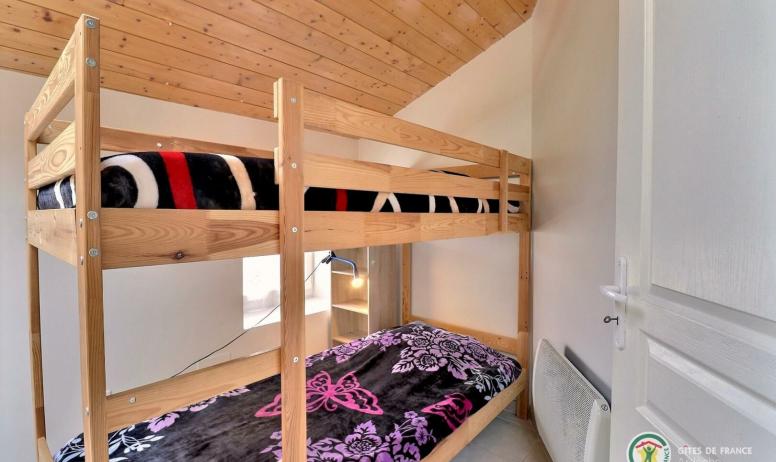 Gîtes de France - Chambre dortoir avec deux lits superposés