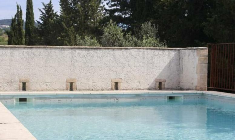 Gîtes de France - La piscine privative (10x5) (profondeur maxi 1.30)